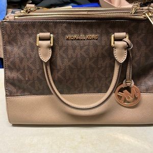 Michael Kors purse